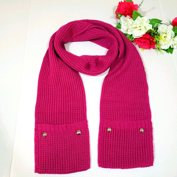 Michael Kors scarf with pocket on pink - Picture 8 of 16